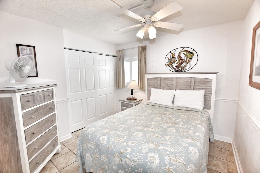 0512 Waters Edge Resort 3 Bedroom Condo by RedAwning - photo 7