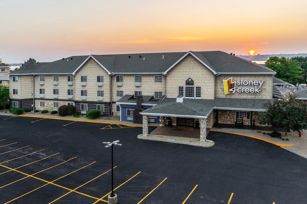Stoney Creek Hotel Peoria - photo 44
