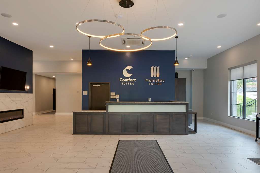 MainStay Suites Cincinnati University Uptown - photo 4