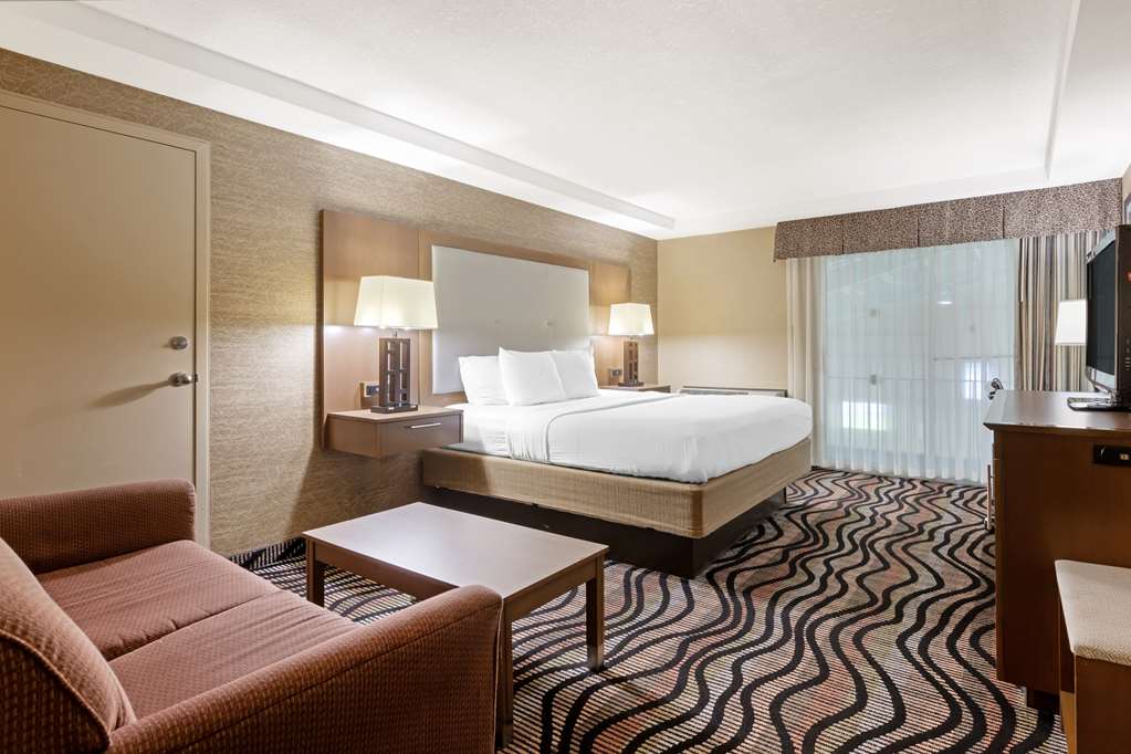 Best Western Summit Inn - photo 10
