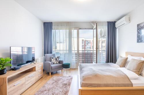 Lotus Apartments Origo With Garage — 4-Star Luxury Hotel in Budapest, Hungary