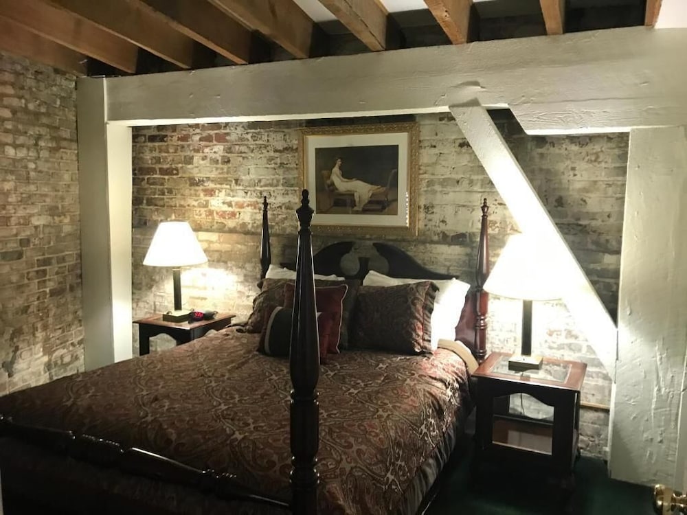Plaza Suites Downtown New Orleans - photo 5
