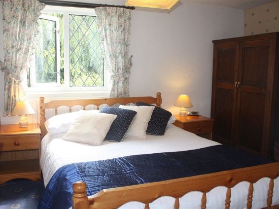 Churchview Guest House — 4-Star Luxury Hotel in Dorchester, United Kingdom