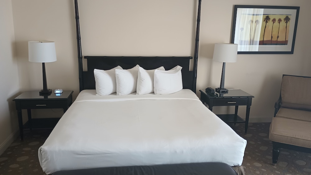 Private Residences at the Atlantic Resort and Spa - photo 21