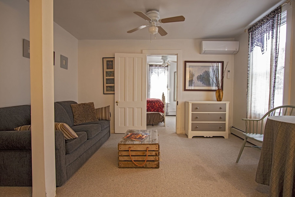 The Woodbine Inn - photo 22