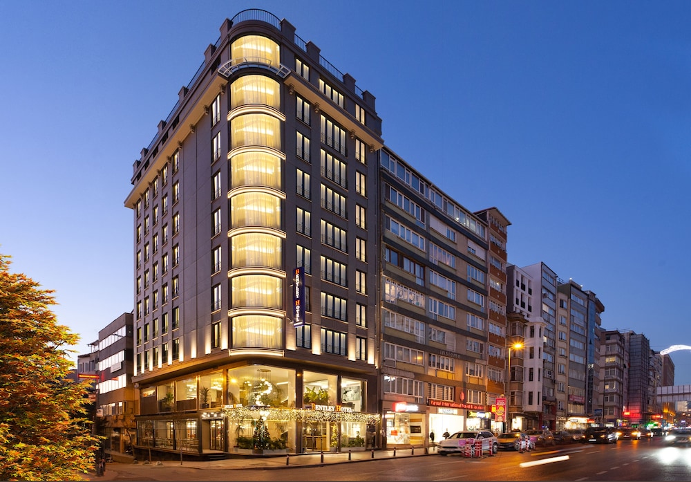 Bentley Hotel Bosphorus — 4-Star Luxury Hotel in Istanbul, Turkey