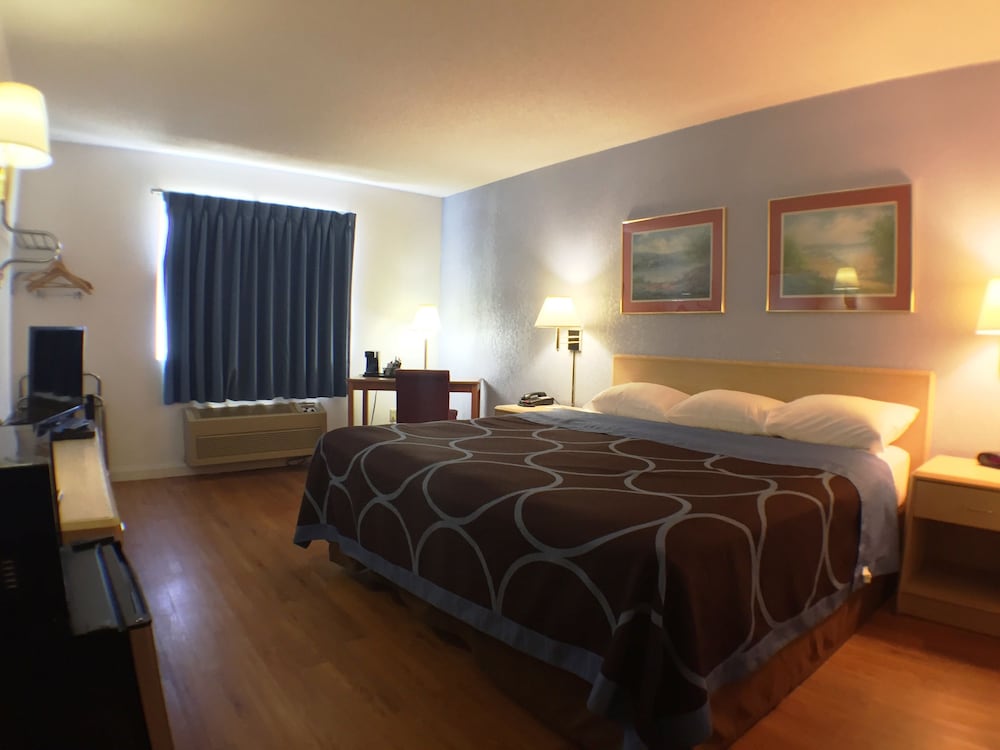Rodeway Inn Webster NY - photo 3