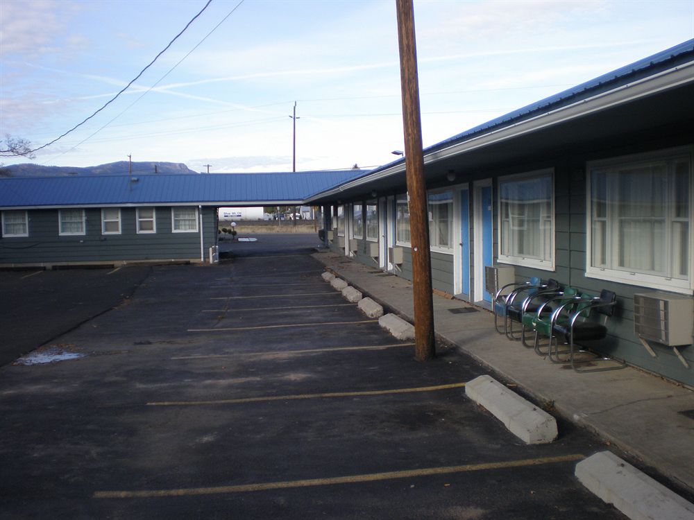 Quail Run Motor Inn - photo 15