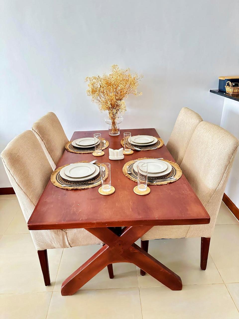 Exclusive 2BR in Westlands with Stunning City Views Pool & Gym
