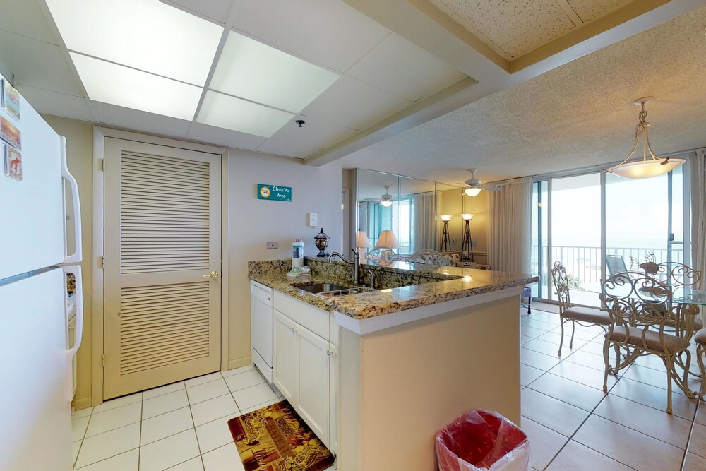 Long Beach Towers - photo 18