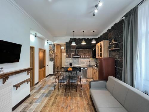 Aros Apartment — 4-Star Luxury Hotel in Gyumri, Armenia