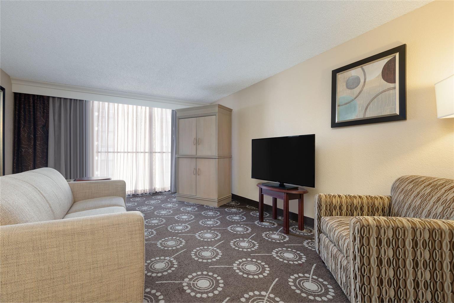 Wyndham Midland Downtown - photo 40