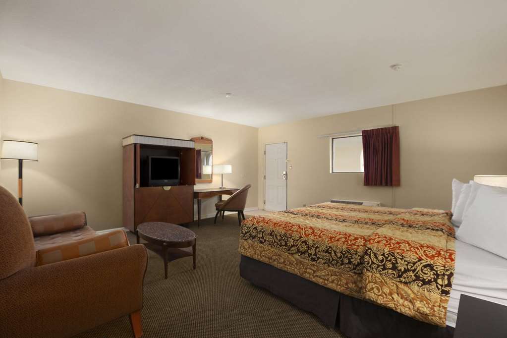 Travelodge by Wyndham Clovis - photo 8