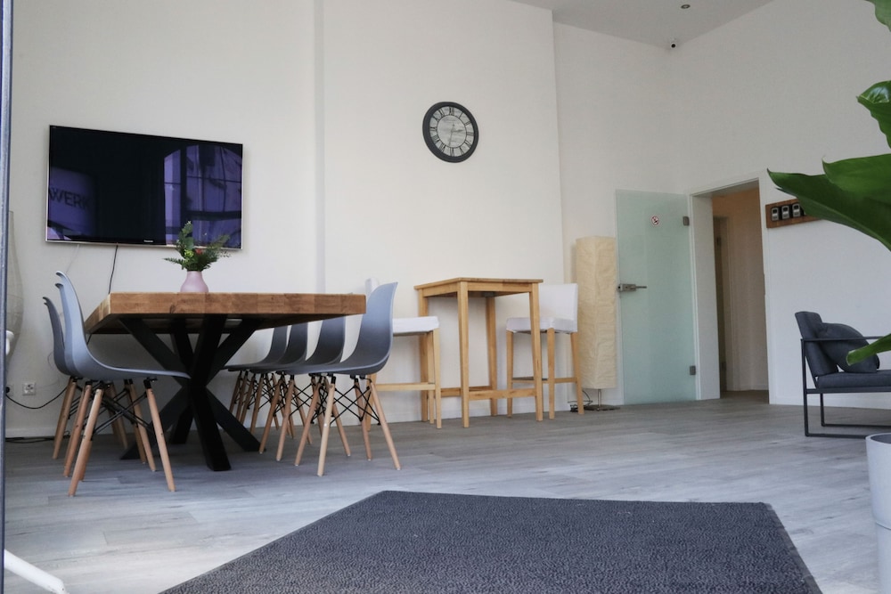 Schlafwerk24 - carbon neutral hotel in Hannover
