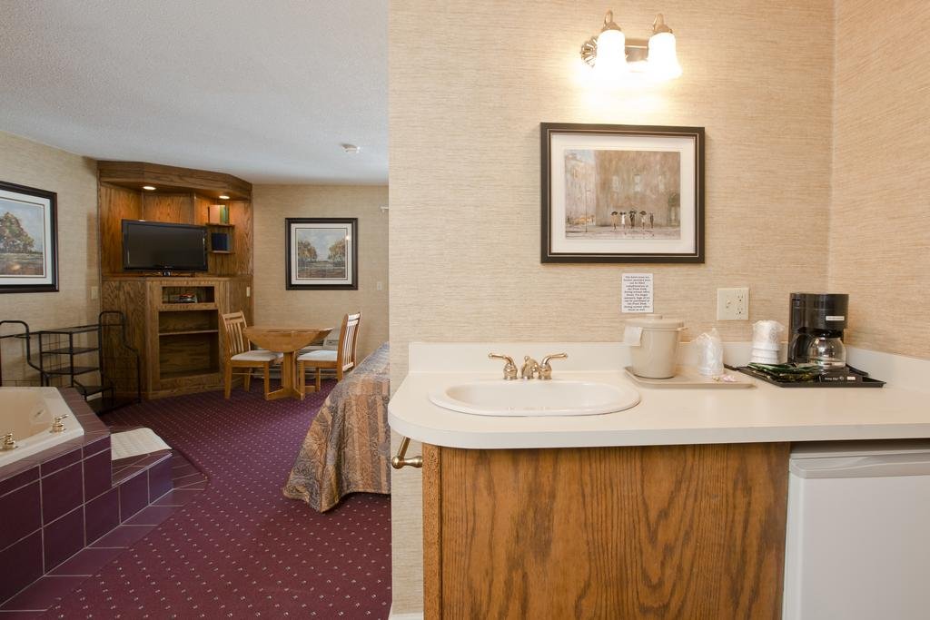 Byrncliff Resort & Conference Center - photo 21
