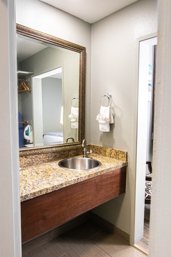 Urban Boutique Hotel - photo 34