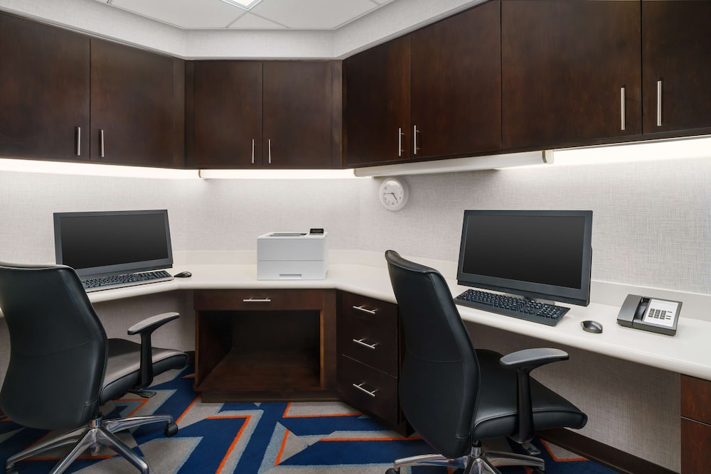 Hampton Inn & Suites West Sacramento - photo 26