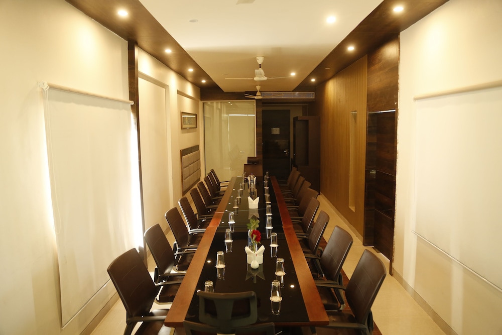 Silver Estate Resort — Tikamgarh — photo 5