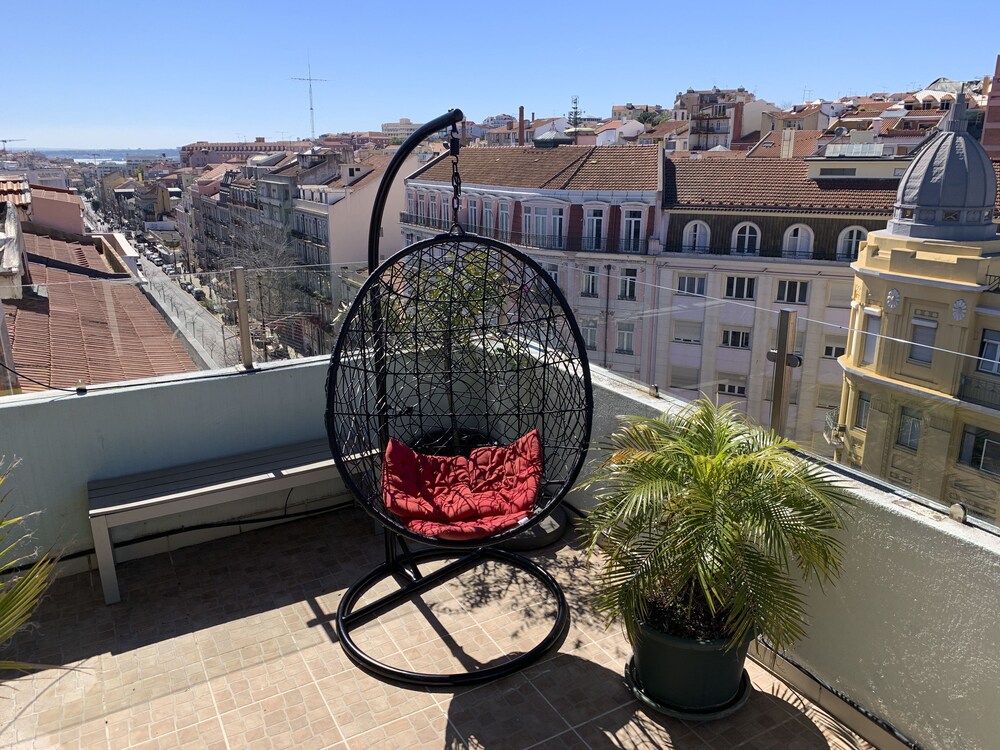 Lv Premier Anjos Ar — 4-Star Luxury Hotel in Lisbon, Portugal