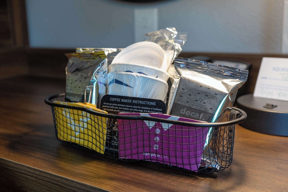 Hampton Inn Elkhorn Lake Geneva Area - photo 19