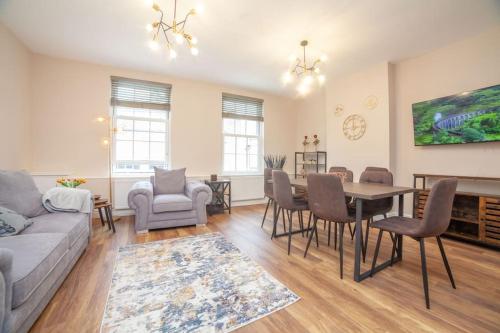 Spacy 3 BR Woolwich apartment — 4-Star Luxury Hotel in London, United Kingdom