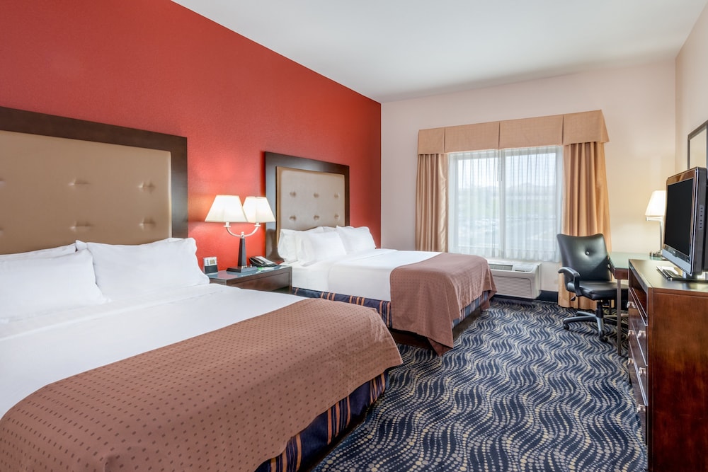 Holiday Inn & Suites Grand Junction by IHG - photo 17