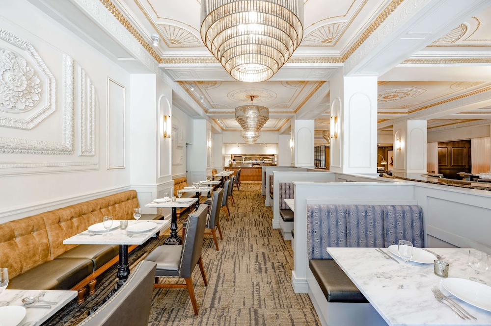 Hotel Fort Des Moines Curio Collection by Hilton - photo 107