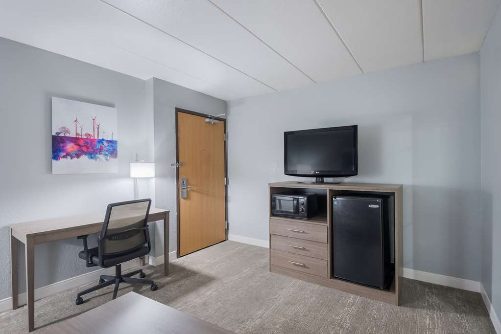 Best Western Fort Wayne I 69 North - photo 19