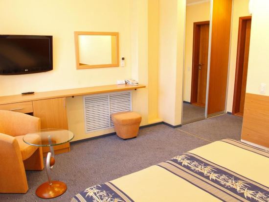 Vosmoye nebo — hotel in Kirov