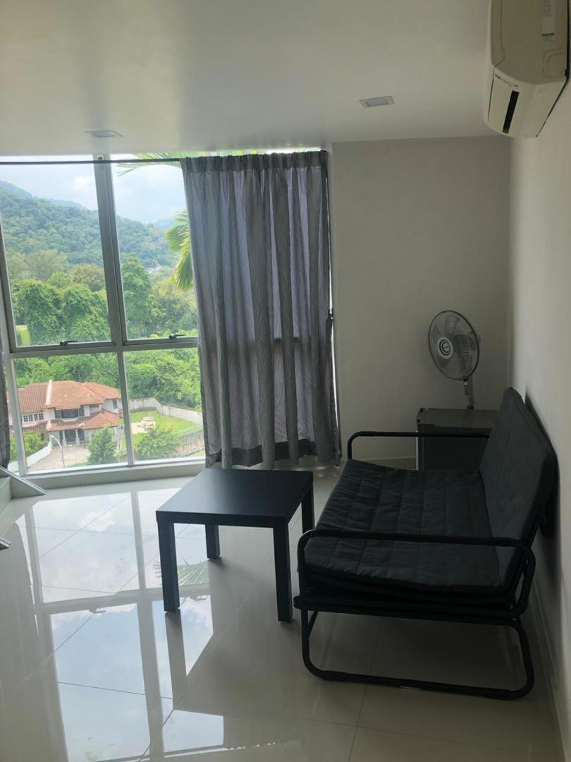Rumahku Airport 3 Bed Exec Suite 我家三床行政套房 — 5-Star Luxury Hotel in George Town, Malaysia
