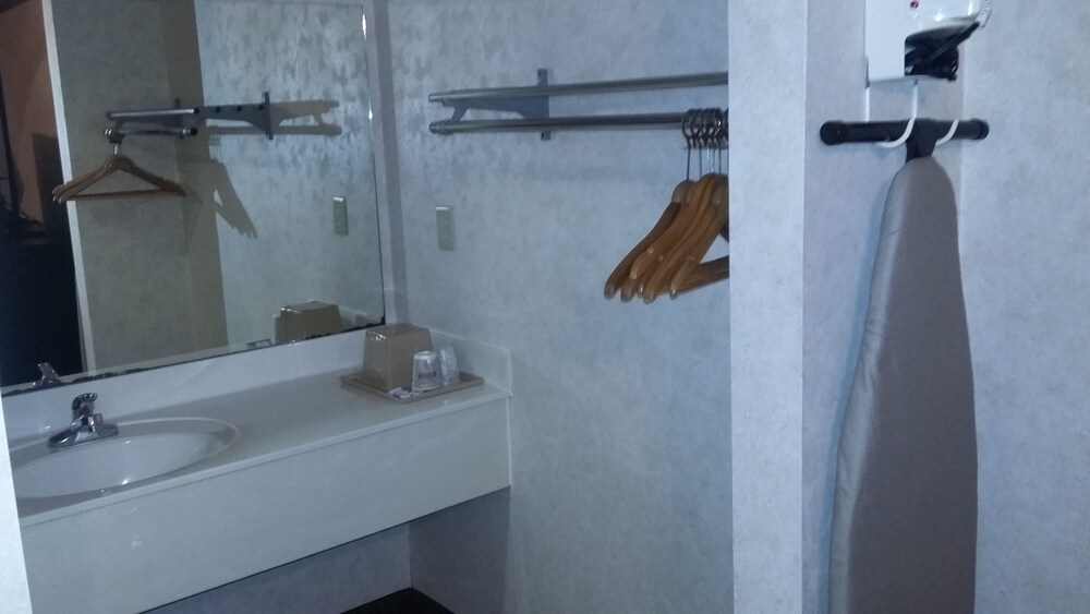 Deer Field Inn - photo 34