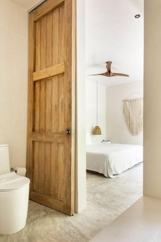 Casa Areca Awarded Architectural Villa located in a secured gated community with Concierge services — 4-Star Luxury Hotel in Tulum, Mexico