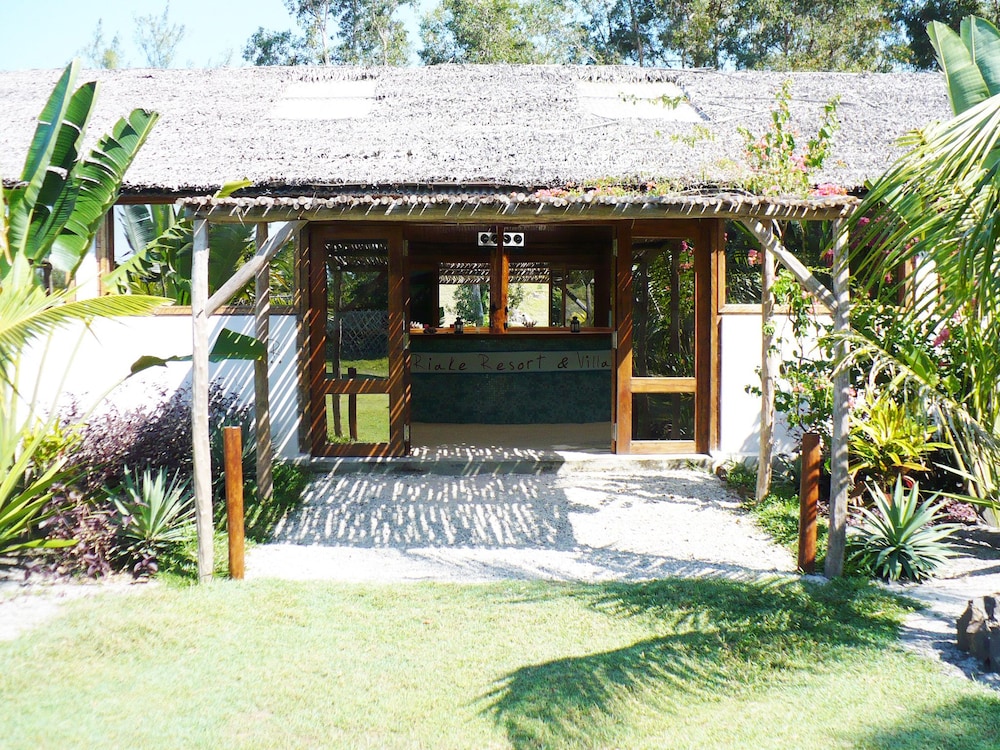 Riake Resort & Villa — Ambodifotatra — photo 4