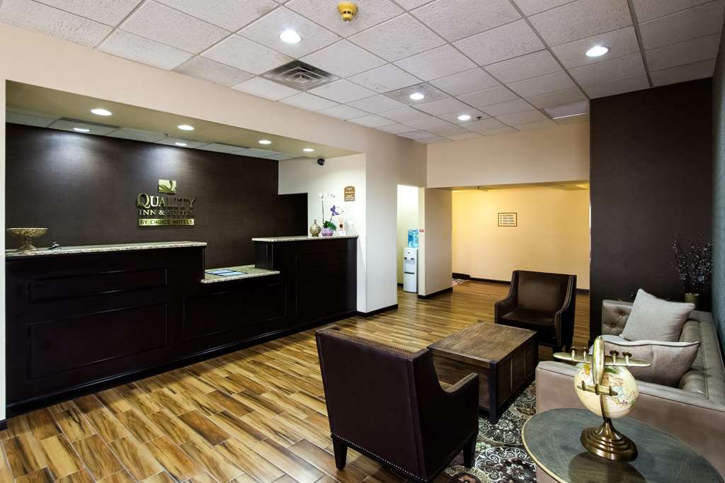 Quality Inn & Suites Moline Quad Cities - photo 3