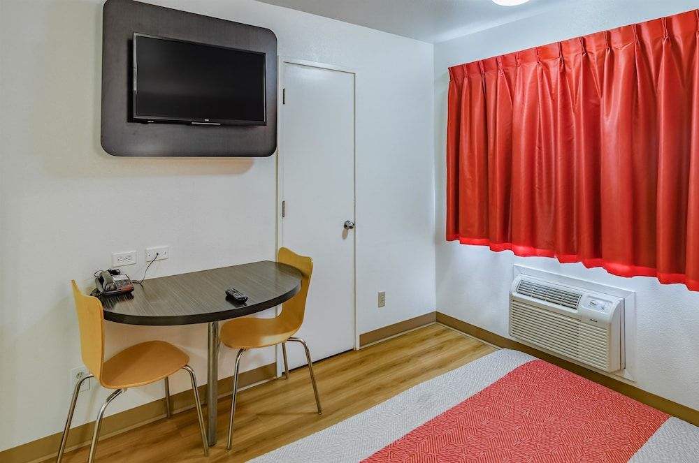 Motel 6 Gresham - photo 14