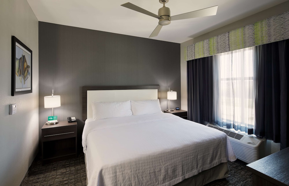 Homewood Suites by Hilton Topeka - photo 8
