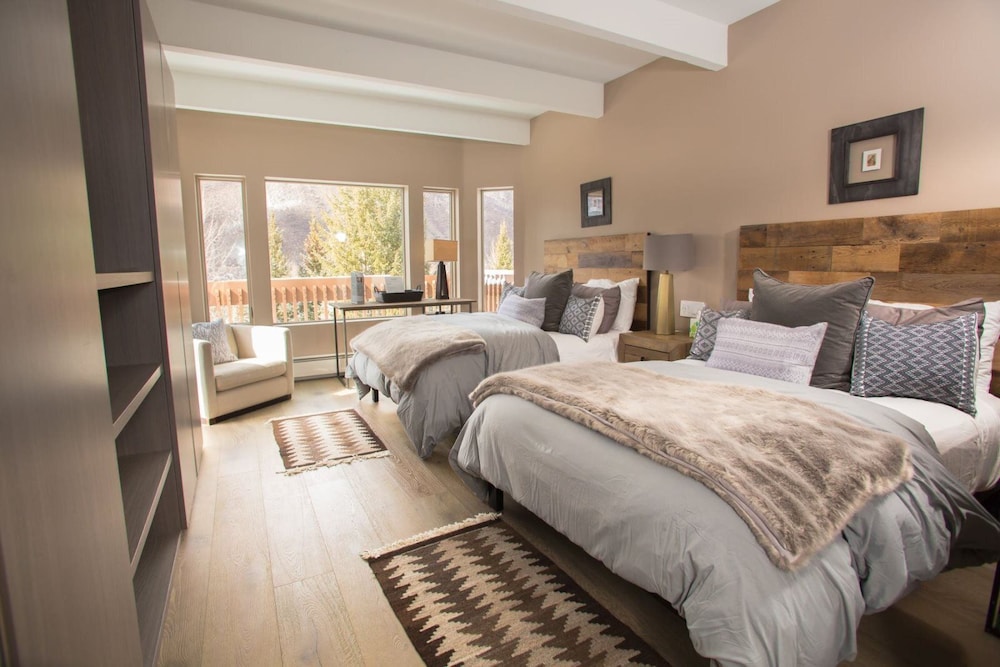 1 970 Fairway Ct in Vail, United States