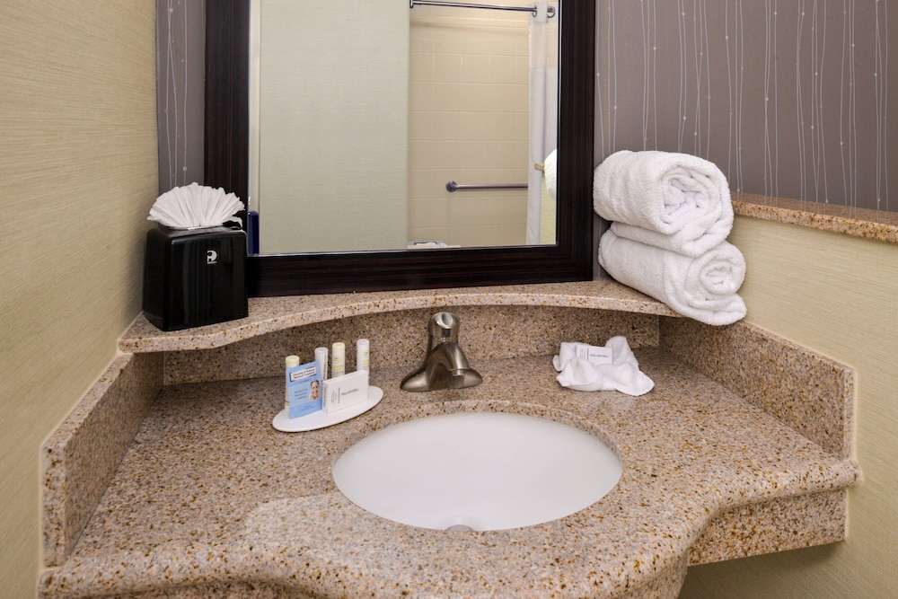 Courtyard Marriott Victorville - photo 21