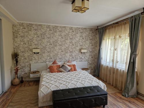 Casa Alina — 4-Star Luxury Hotel in Arpasu De Sus, Romania