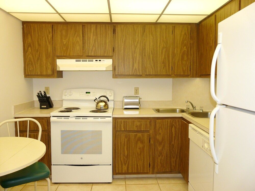 South Seas Tower 3 1409 - photo 8