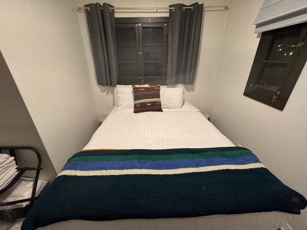 Three Pines Cabins Lodge - photo 12