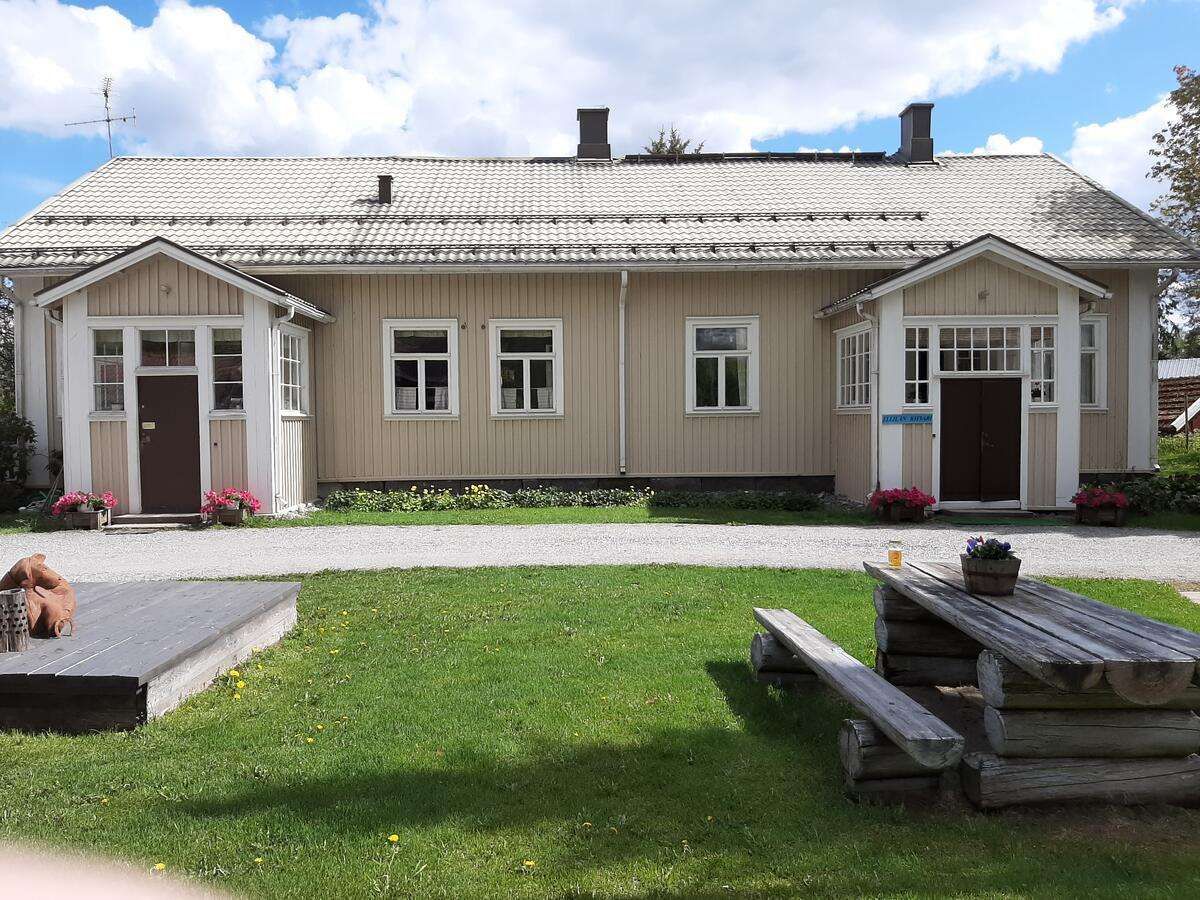 Ellilan Kievari pet-friendly hotel Toijala