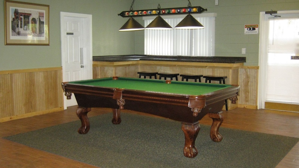 Sherwood Forest RV Resort - photo 22