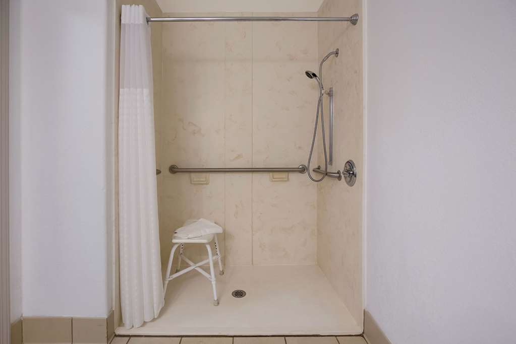 Country Inn & Suites by Radisson Marion IL - photo 15