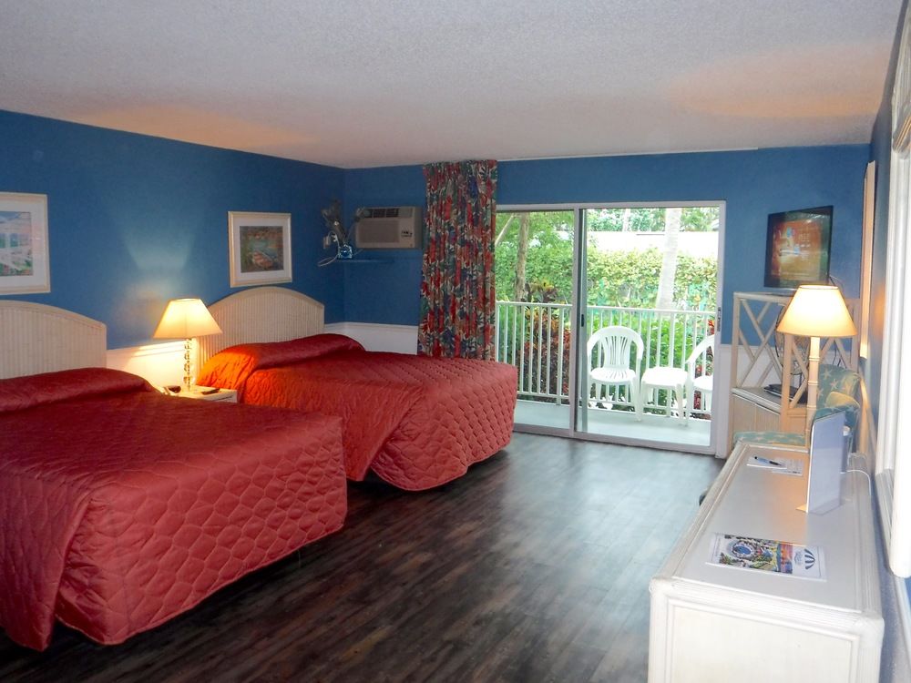 Waterside Inn on the Beach - photo 7