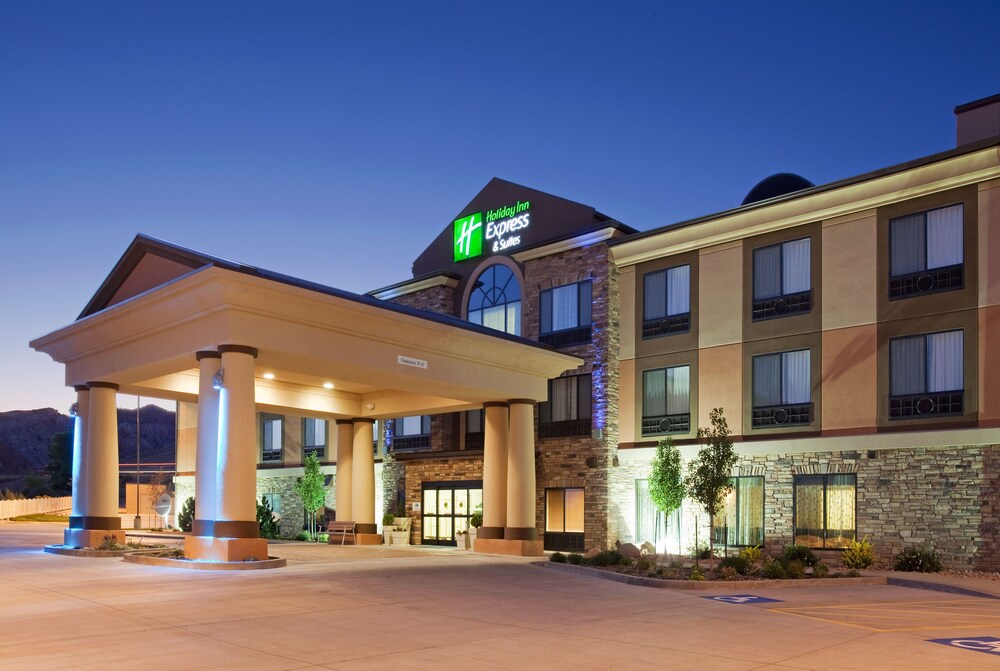 Holiday Inn Express Hotel & Suites Richfield by IHG - photo 49