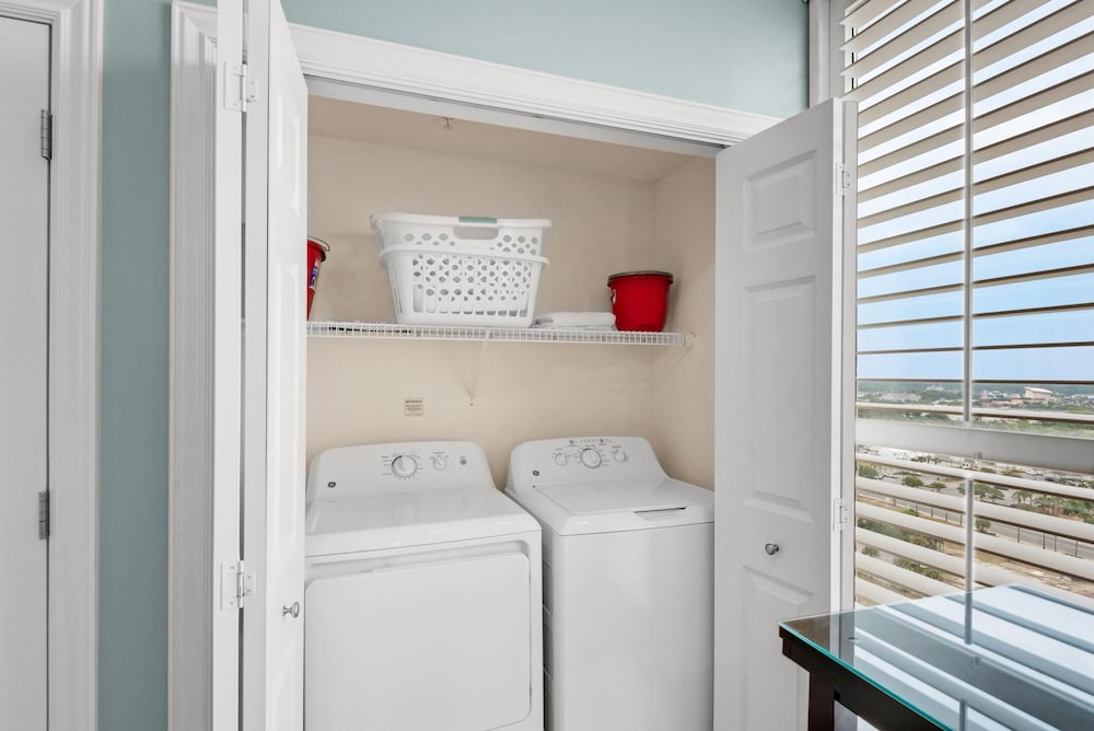 Majestic Beach Towers 2 1509 - photo 37