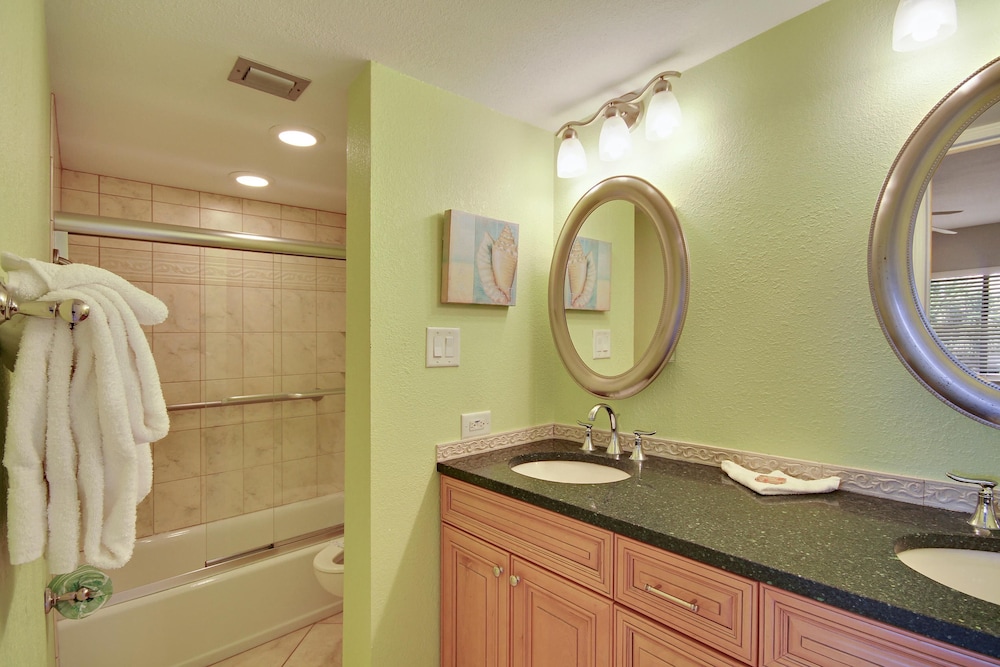 Land's End 8 306 Beach Front Premier - photo 12