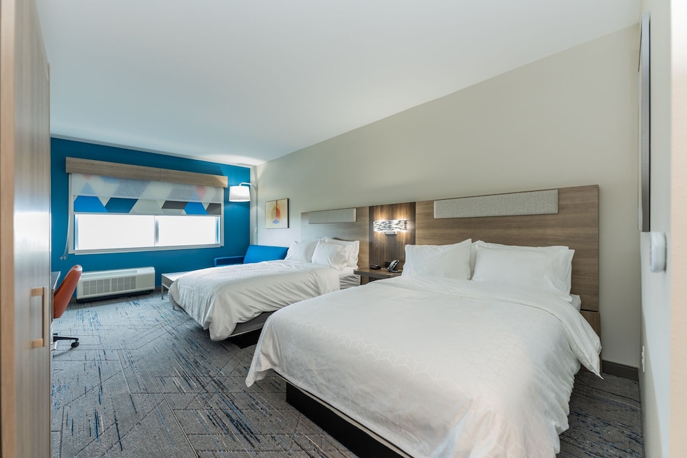 Holiday Inn Express & Suites Charlottesville by IHG - photo 15