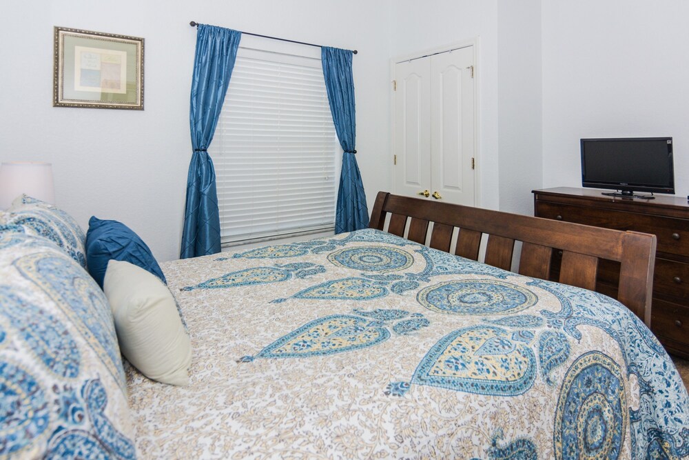 5Br 3Bath Private Townhome 13min Disney 1496ft - photo 9
